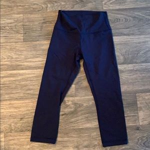 Lululemon wunder under navy tight, size 6